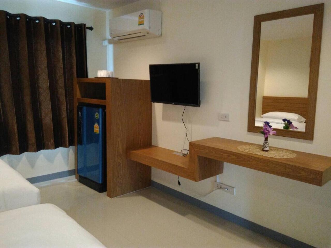 Lew Residence Пхаяу Екстер'єр фото